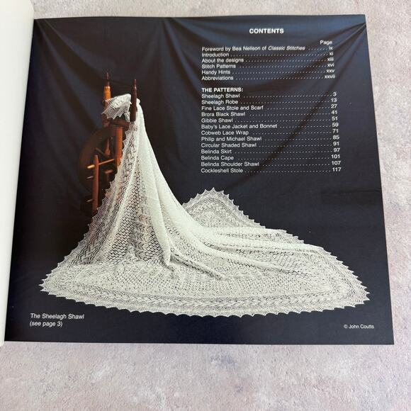 Shetland Lace Paperback Book Gladys Amedro Published by The Shetland Times UK - Picture 5 of 7